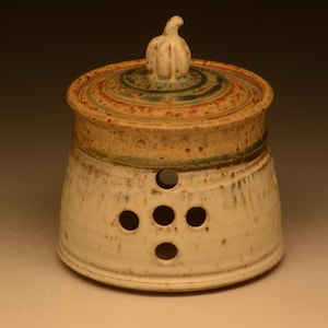 Handmade Stoneware Garlic Jar. Wheel Thrown. Functional Pottery.