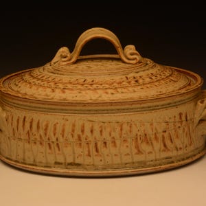 Handmade Stoneware Casserole. Wheel Thrown. Studio Pottery.