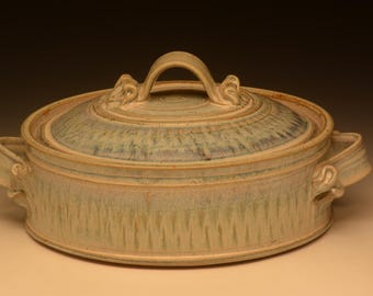 Handmade Stoneware Casserole. Wheel Thrown. Studio Pottery.