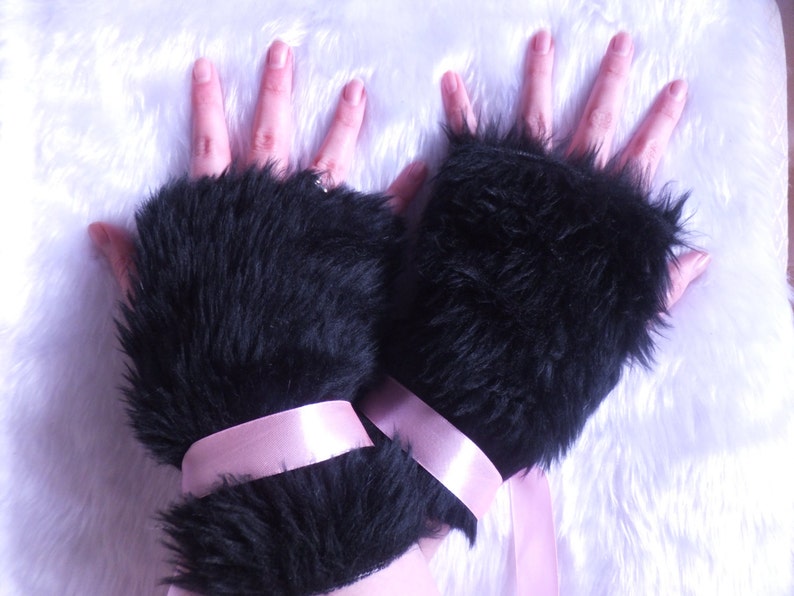 Cute Black & Pink Furry Cosplay Cat Kitty Neko Paw Fingerless Gloves Wrist Warmers Kawaii Halloween Festival Costume image 2