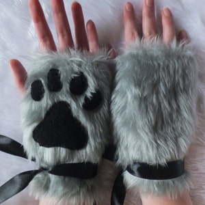 Cute Grey Furry Wolf Fox Dog Neko Cat Paw Print Faux Fake Fur Fingerless Gloves Wrist Warmers Halloween Costume Cosplay Festival