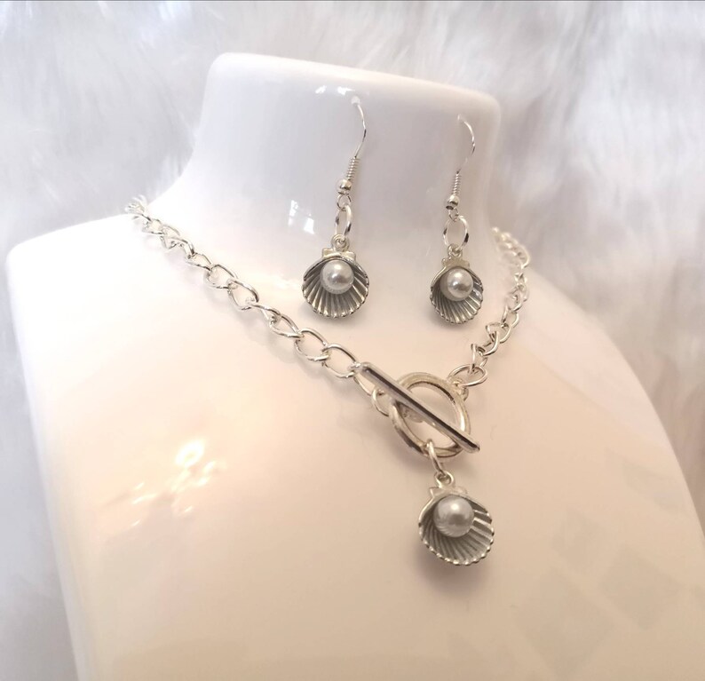 Mermaid Sea Shell Faux Pearl Charm T-Bar Necklace Earring Gift Set Valentines Alternative Hippy Boho Silver Cosplay