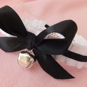 Cosplay Frilly White Black Ruffled Japanese Anime Maid Choker Cat Bell ...