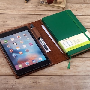 Custodia in pelle per iPad mini con libro MOLESKINE A5, agenda di viaggio personalizzata, custodia ricaricabile MOLESKINE A5, portafoglio in pelle Crazy Horse