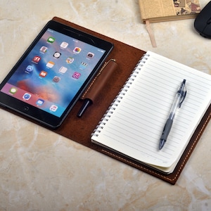 Custodia in pelle per iPad mini con blocco note A5, iPad mini con blocco note A5, custodia per iPad mini, regalo personalizzato in pelle Crazy Horse
