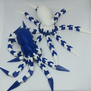 Articulated Octopuses, Blue White, Set, 3d Printed, Toy, Fidget, Desk toy, Articulated, Flexible