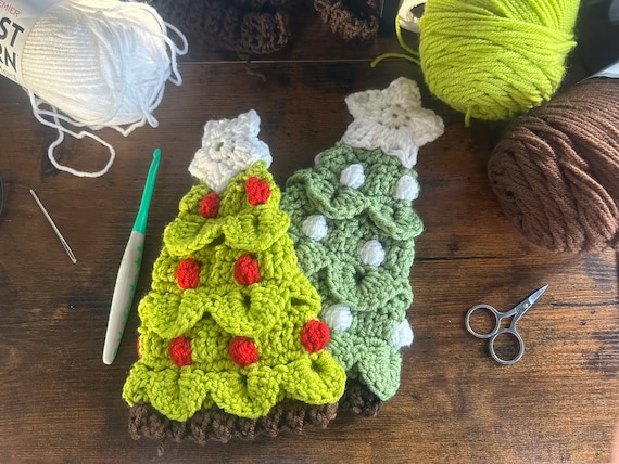 CROCHET PATTERN-Christmas Tree Hat