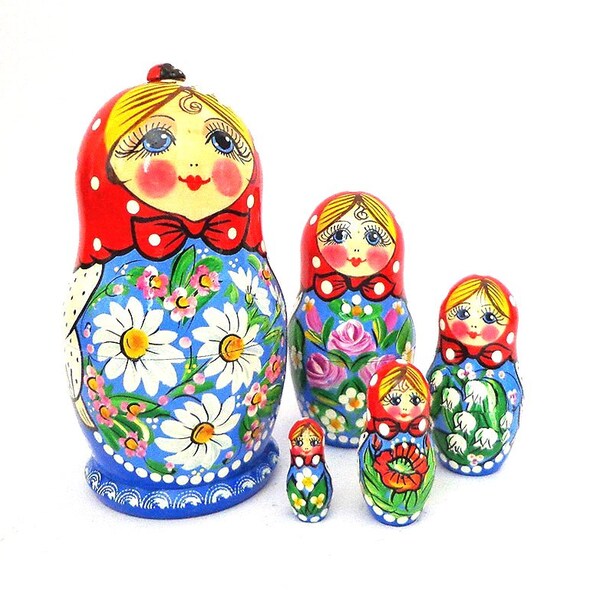 Imbrication poupée russe matryoshka en bois