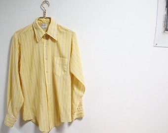 MEDIUM Vintage Diamonds Mens Store Phoenix Arizona Striped Dacron Polyester Cotton Long Sleeve Button Shirt