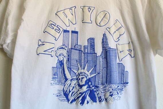 MOYENNE 70/80 (serré) Vintage des années 70/80 MOYENNE s T-Shirt doux et léger de New York City (relief graphique) 53d389 MOYENNE 70/80 (serré) Vintage des années 70/80 MOYENNE s T-Shirt doux et léger de New York City (relief graphique) 53d389