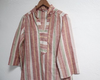 MEDIUM Vintage 1970s Striped Linen Lightweight Three Quarters Sleeve Shirt