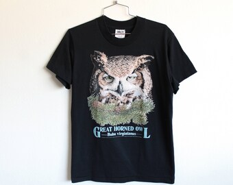 MEDIUM Vintage 1990s Great Horned Owl Graphic T-Shirt