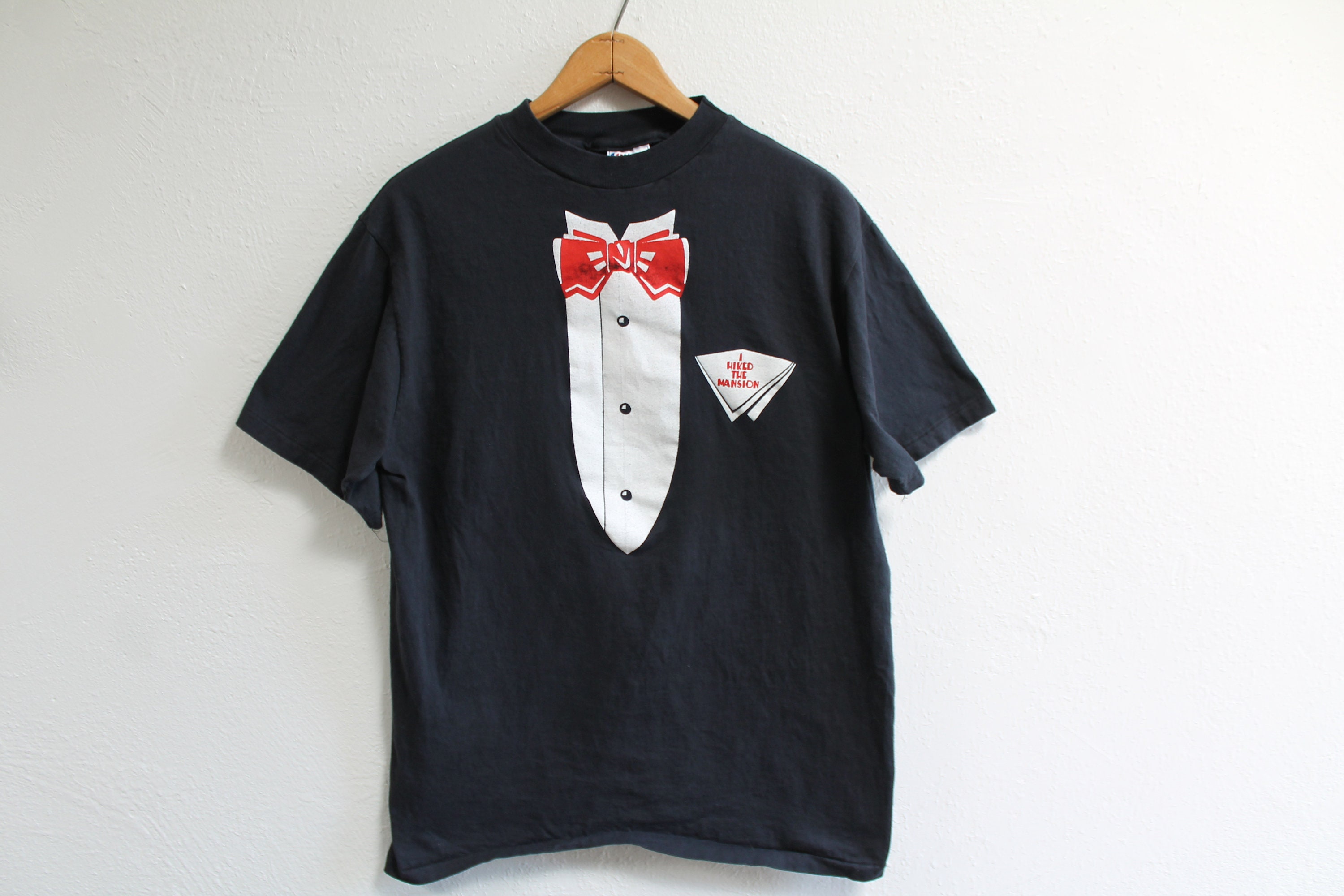 LARGE Vintage 1980s I Hiked the Mansion Cotton T-shirt - Etsy