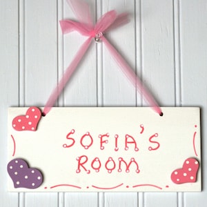 HEART Room Sign, White. Pink, Purple Heart Cutouts. Hand Personalized Door Sign. Kid&#39;s Door Plaque. Girl&#39;s Room Decor. Girl&#39;s Name Sign.