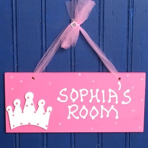 CROWN Room Sign. Personalized Girl’s Name Sign.  Hot Pink w/White Crown. Name Sign. Kid&#39;s Name Plaque. Girl&#39;s Room Decor. Nursery Name Sign.