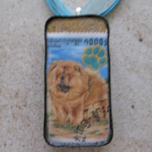 Handcrafted Vintage arab Sello postal cautivando rojo Chow perro colgante