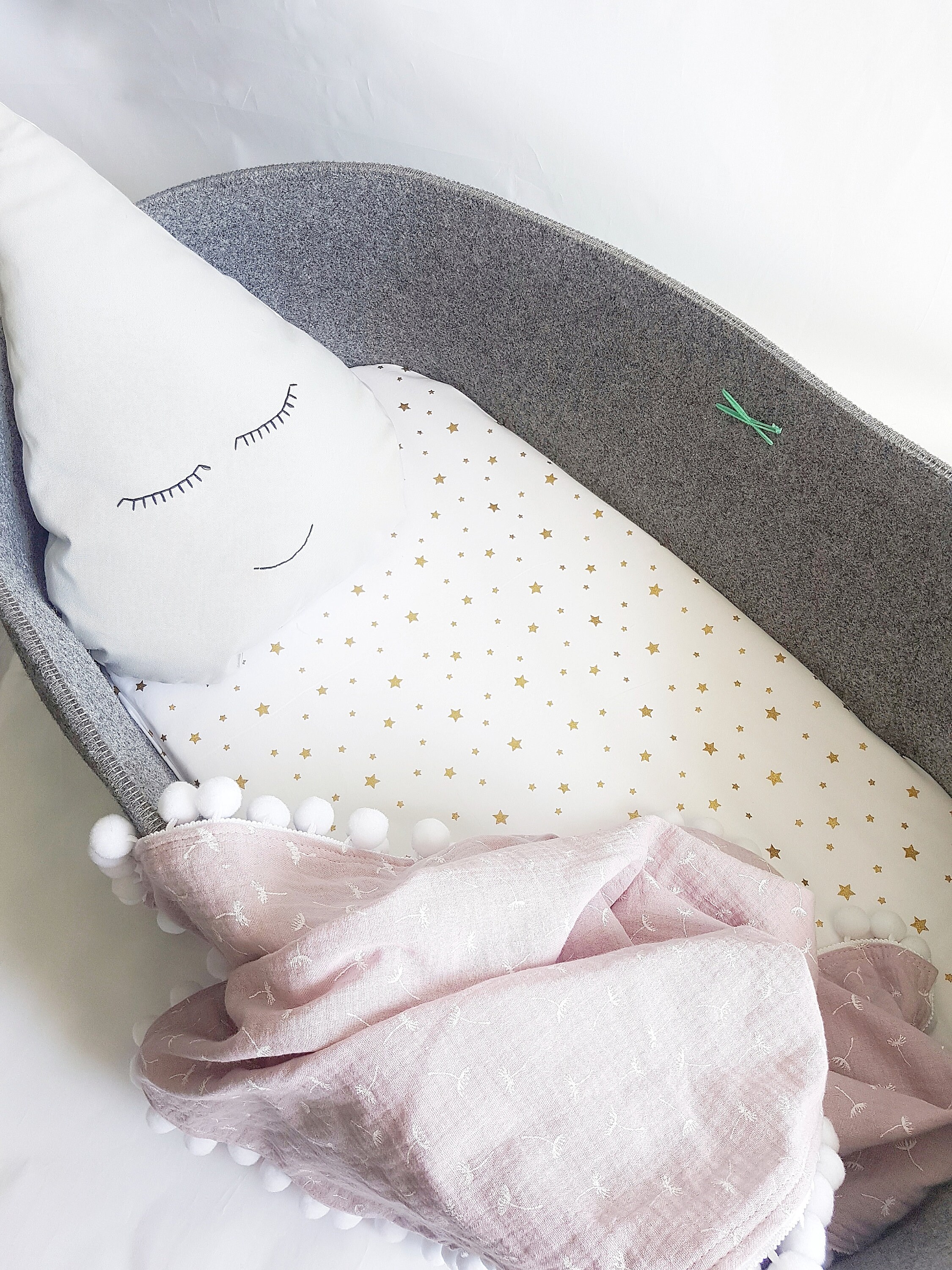 COT BED WHITE BABY NURSERY COTTON FITTED SHEET ALL SIZES MOSES BASKET CRIB COT COT BED WHITE BABY NURSERY COTTON FITTED SHEET ALL SIZES MOSES BASKET CRIB COT
