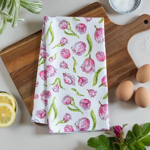Pink Flower Towel Pink Tulip Absorbent Kitchen Towel Spring Pink Bright Waffle Towel Gift for Her Teacher Gift Mom Kitchen Decor for Her