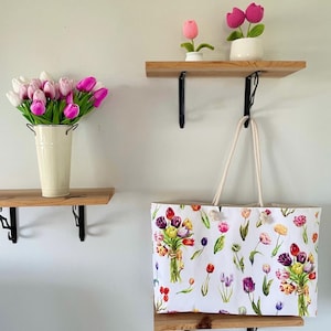 Tulip Bag with Tulip Weekender Bag Floral Beach Bag Tulip Beach Tote Tulip Flower Bag for Her Gift for Mom Tulip Gift Bag with Tulip Pattern