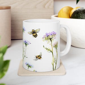 Bee Mug Ceramic Bee Ceramic Mug Bee Coffee Mug for Her Bumble Bee Mug Gift for Mothers Day Pollinator Gift Bumble bee Gift for Mom