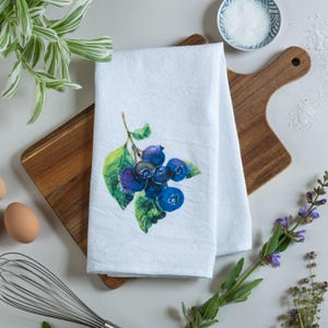 Blueberry Towel Berry Kitchen Decor Blueberry Gift Blueberry Dish Towel Blueberry Farm Michigan Blueberries Blue Kitchen Decor Berry Towel