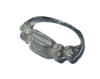 Late Medieval Ring with Faux Stone from Eastern Europe from the 15th. to 18th. C. in size 5.5 - Beautiful