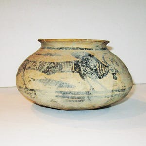 Ancient Indus Valley Terracotta Bowl – Zebu Bulls & Fish, 2000 BC
