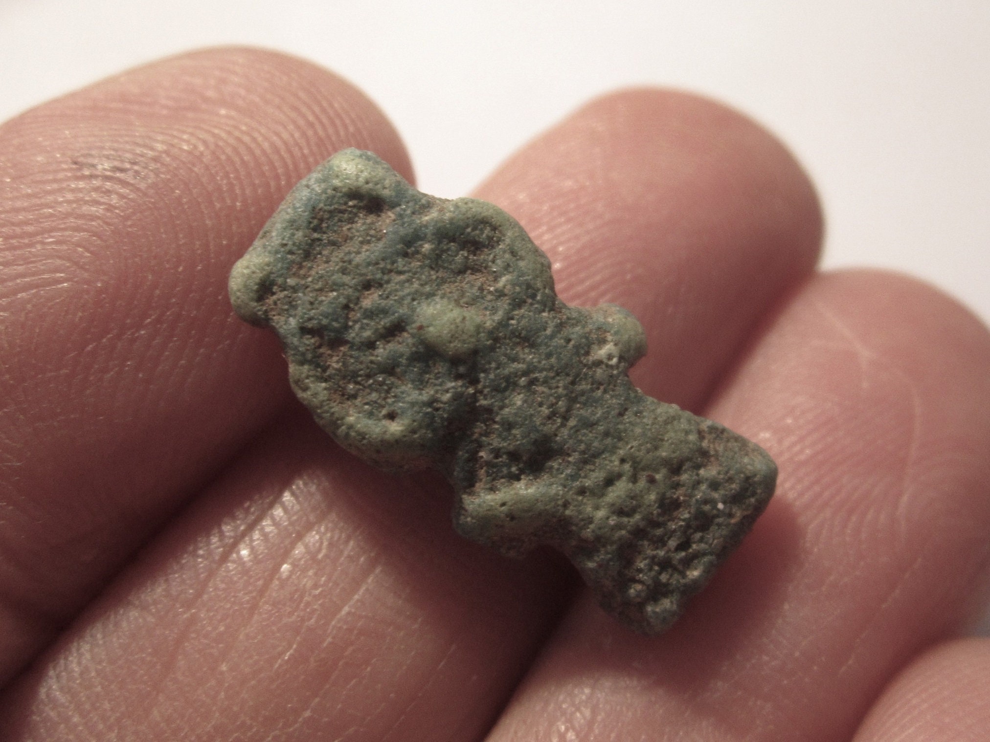 本物の古代エジプトのファイアンス製ベス・アミュレット - アマルナ