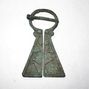 VIKING Penannular Brooch or Fibula from Lake Ladoga Region, authentic wearable history from 1000 AD