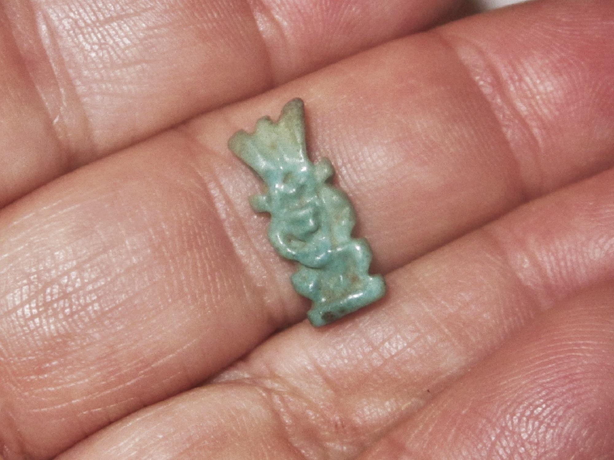 古代エジプトのベス アミュレット ファイアンス焼き 後期紀元前 600