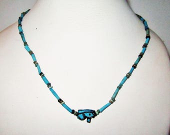 Oud-Egyptische faience amuletketting oog van Horus: mummiekralen uit Udjat, 600-300 v.Chr