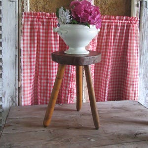 Stool Wooden Milking French Vintage Tripod Rustic Cottage Farmhouse Style