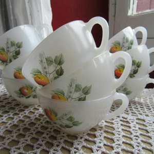 9 Cups Milk Glass 1960s Arcopal Retro Fruit Leaves French vintage