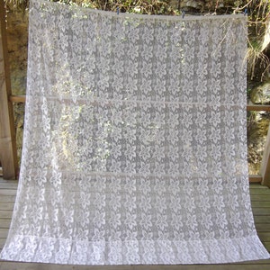 Lace Curtain Full Length Floral French Vintage Retro 3m Long.