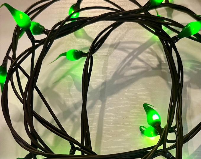 hand dipped teeny silicone rice light electric “Kelly green”