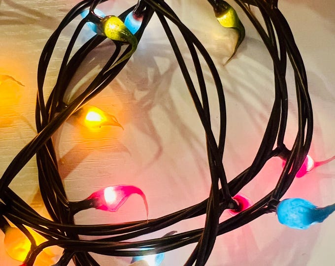 hand dipped primitive silicone teeny rice lights electric “spring”