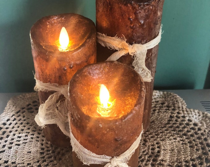 Set of 3 candles Raggedy Junction Primitive moving flame flameless TIMER  pillars candle