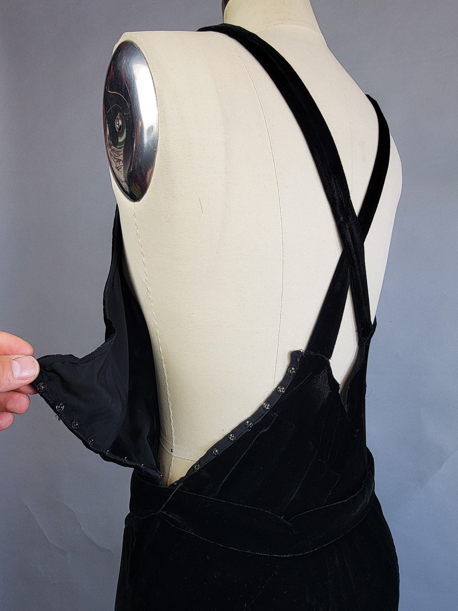 1930s Silk Velvet Gown / 1930s Black Silk Velvet Strappy Bias Cut Gown ...