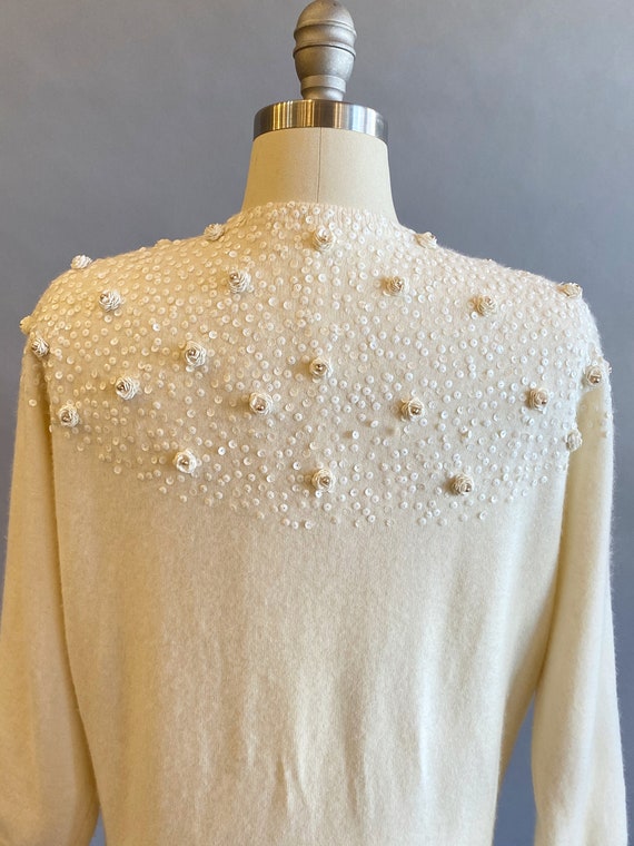 1950s Cream Sequined Cardigan / Beaded Sweater / … - image 8