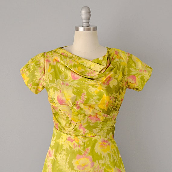 1950s Floral Print Silk Gown / 50s Dress / Yellow… - image 3