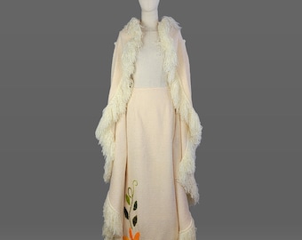 Handwoven in Mexico /1970s Cream Maxi Skirt and Fringed Vest / Embroidered Mexican / Size