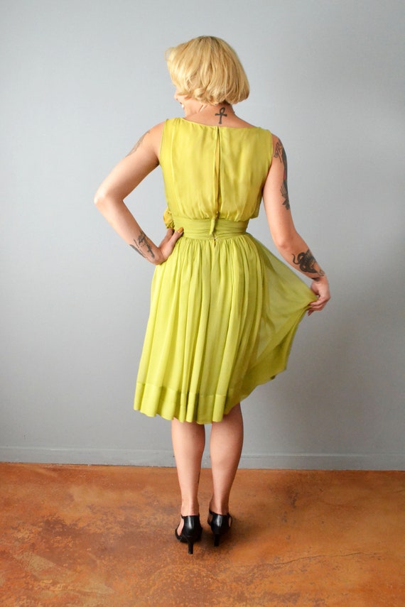 1950s Suzy Perette Party Dress / Green Silk Chiff… - image 5