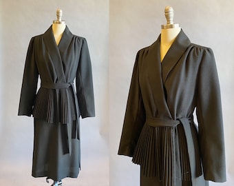 1970s Lilli Ann Suit / Vintage Lilli Ann / 70s Suit / Size Medium Size Large