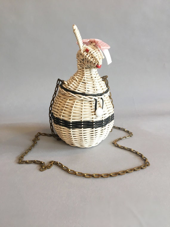 1960s Wicker Bunny Rabbit Purse / Novelty Animal S