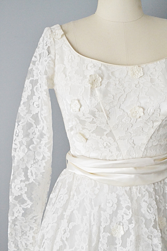1950s Wedding Dress / Short Wedding Dress / Brida… - image 10