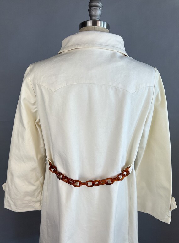 1960s Mod Coat / Celluloid Buttons & Chain on Whi… - image 5