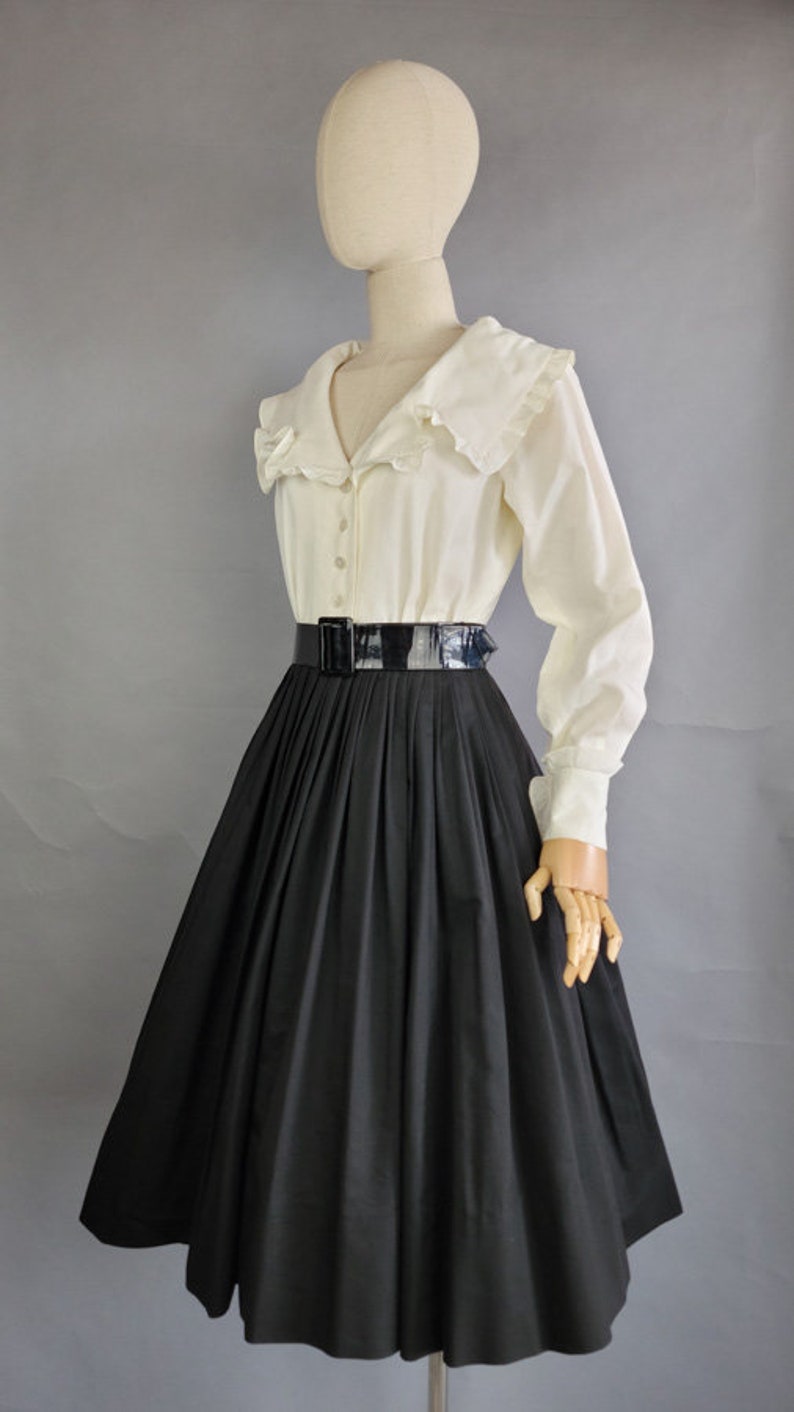 1960s Dress / 1960s Anne Klein Black and White Dress with Patent Leather Belt / B & W Dress / 1960s Day Dress / 1960s Party Dress / Small image 5