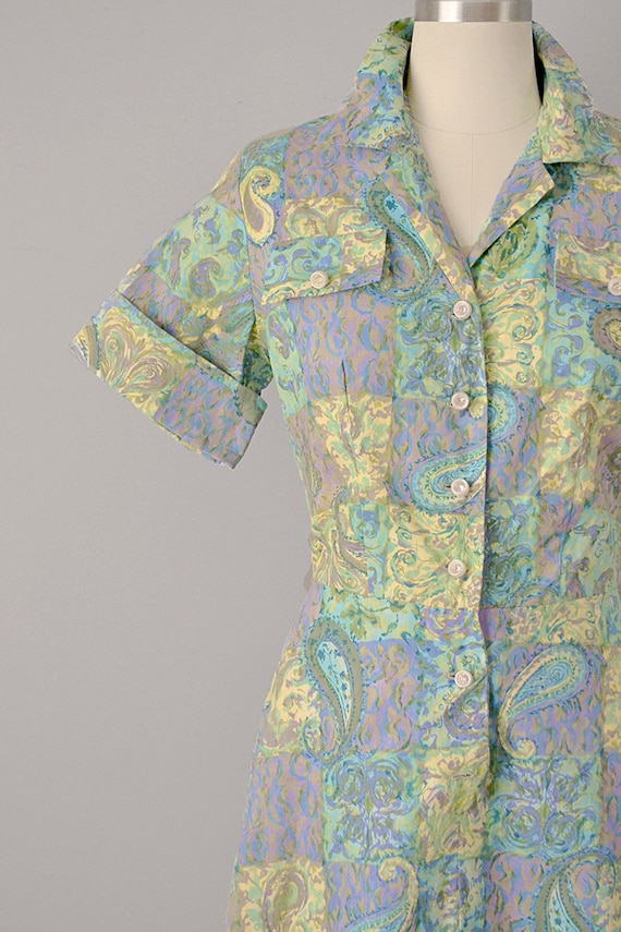 1950s Shirtwaist Dress / 1950s Spring Paisley Dea… - image 2