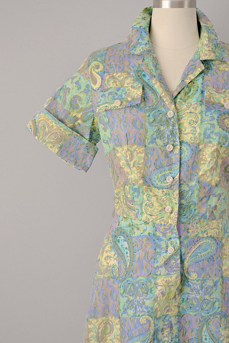 1950s Paisley Print Shirtwaist Dress
