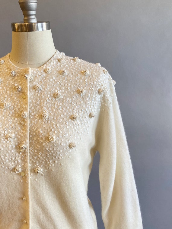 1950s Cream Sequined Cardigan / Beaded Sweater / … - image 3